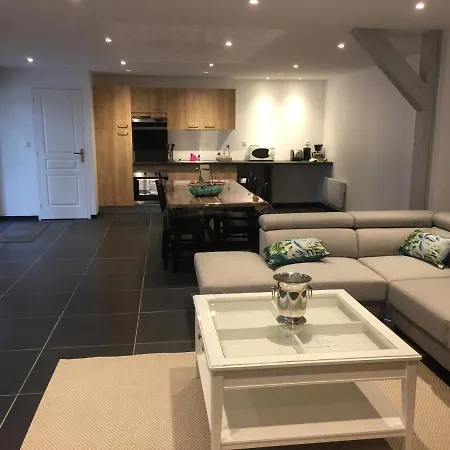 Au Domaine Des Roches